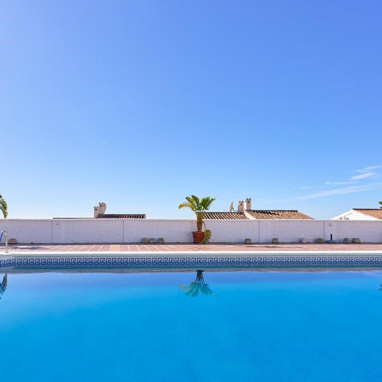 Sea View Capistrano Nerja - Apartamento Superior con vistas a la ciudad - 3