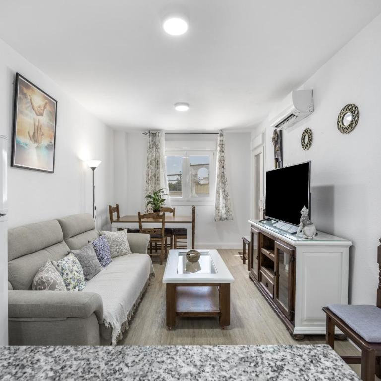 Apartaclub la Barrosa - Superior One-Bedroom Apartment with Balcony - 5