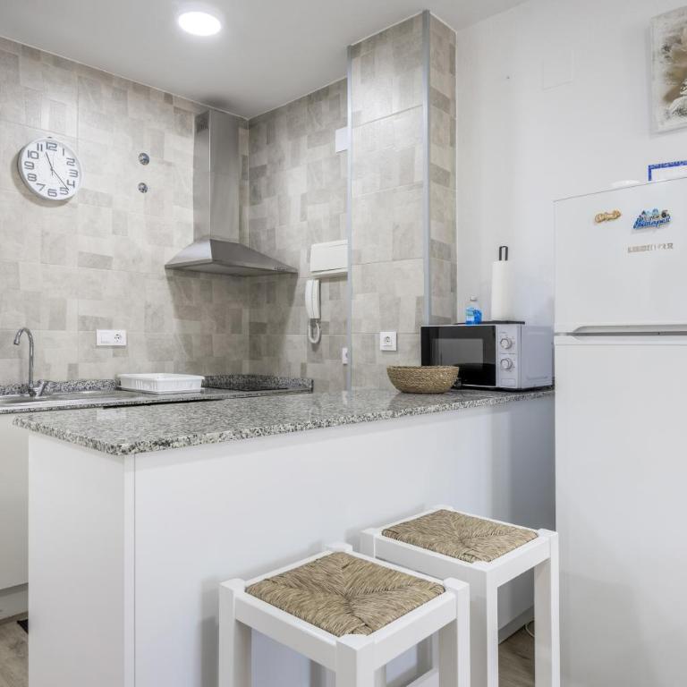 Apartaclub la Barrosa - Superior One-Bedroom Apartment with Balcony - 7