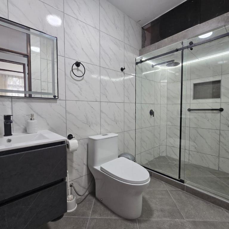 Casa Completa 4 Habitaciones independientes - Casa de 4 dormitorios - 3