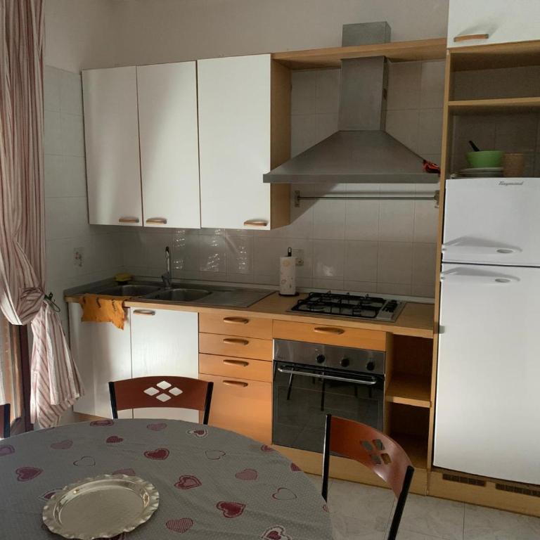 Bilocale centrale vicino al mare - Appartamento con 1 Camera da Letto - 1