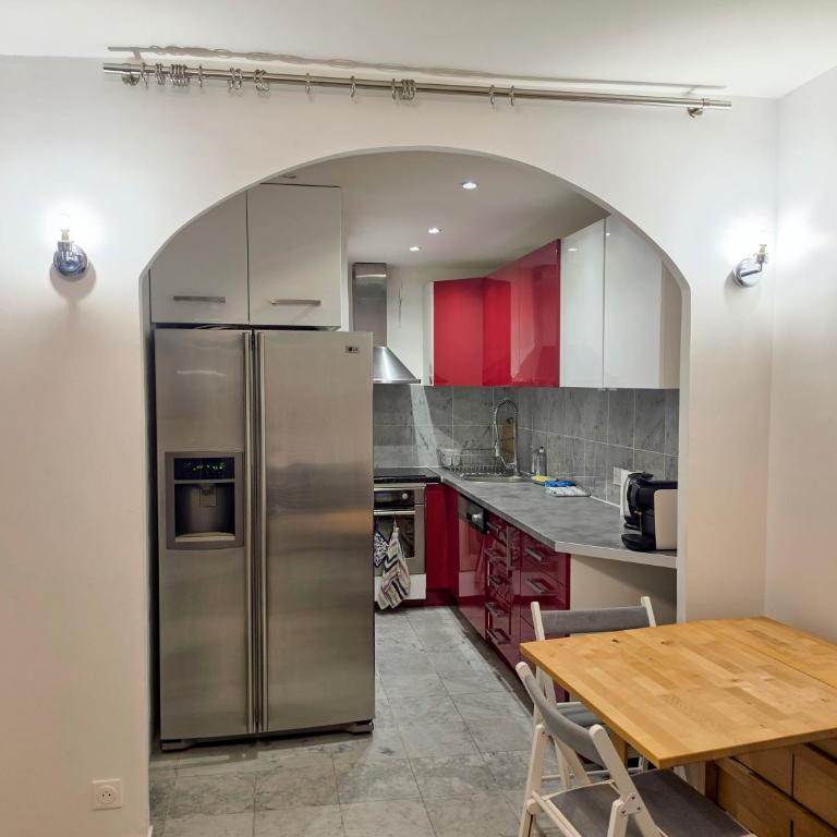 Renovated 3-room apartment with parking - Apartamento de 2 dormitorios - 6