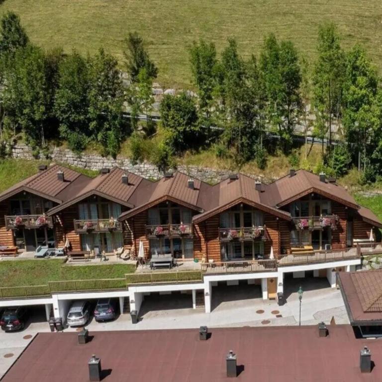 Alpine Chalet with Balcony & Sauna - Ferienhaus mit 4 Zimmern - 7