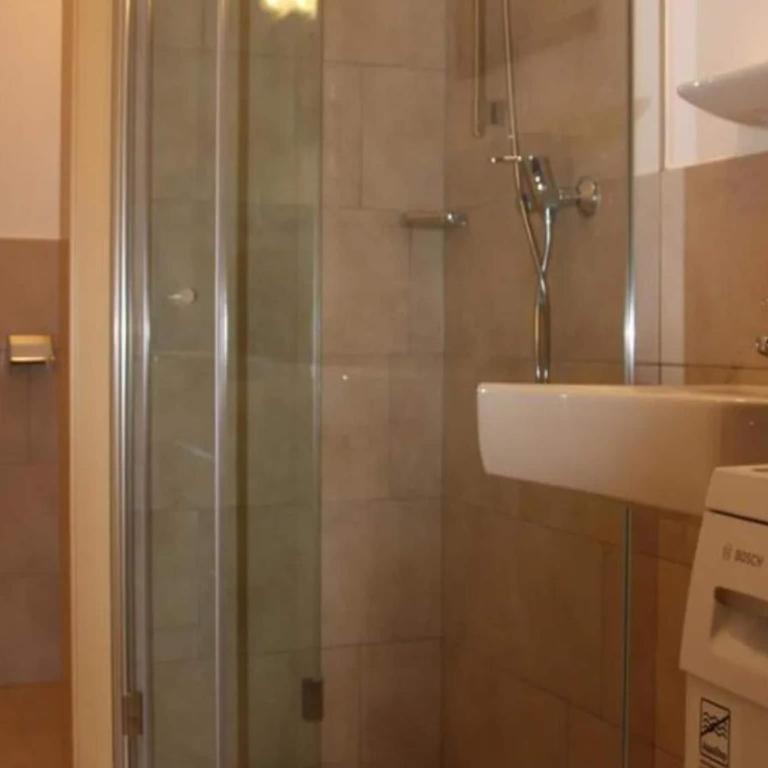 Alpine Chalet with Balcony & Sauna - Ferienhaus mit 4 Zimmern - 14