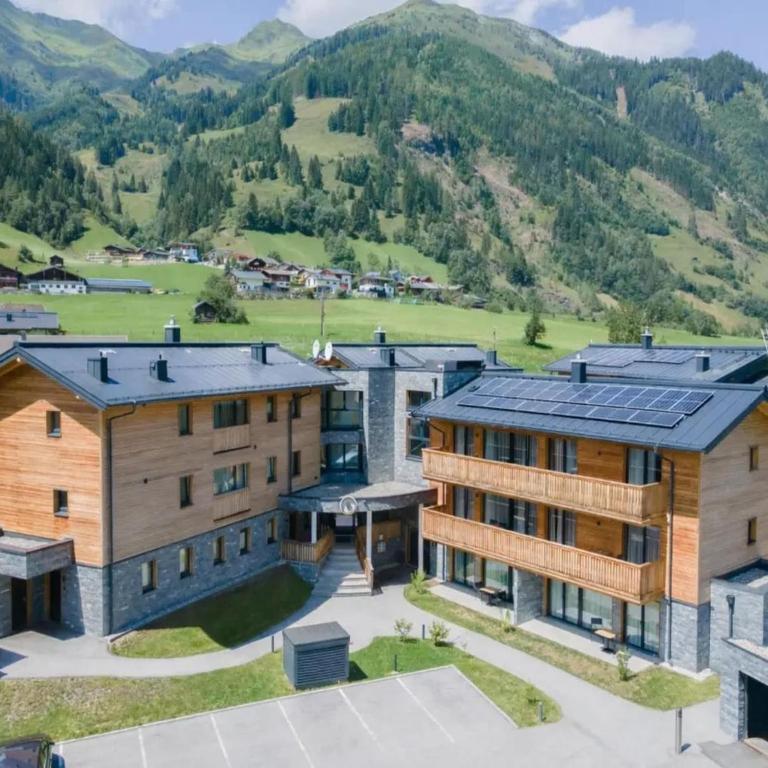Rauris Suite with Breakfast & Sauna - Ferienhaus mit 1 Schlafzimmer - 1