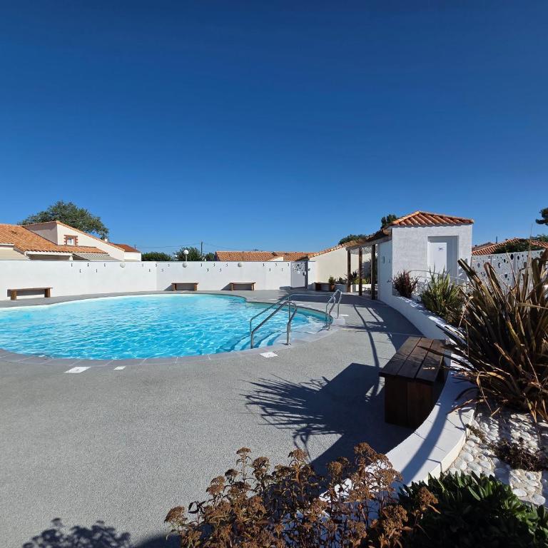 Maisonnette 4 pers, piscine, proche plage - Maison 2 Chambres - 24