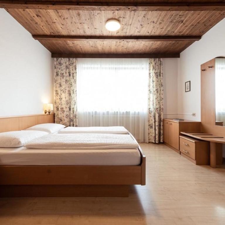 Apartments Hofgarten - Apartment mit 1 Schlafzimmer und Terrasse - 5
