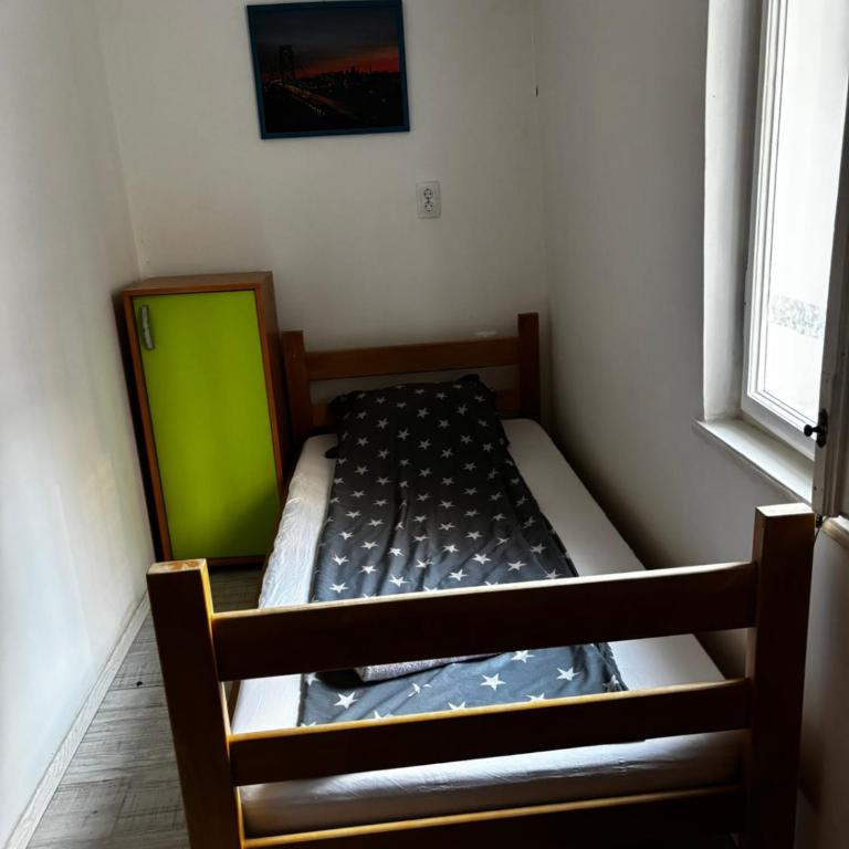 Via Slavija Hostel - Economy Dvokrevetna Soba sa Zasebnim Krevetima - 4