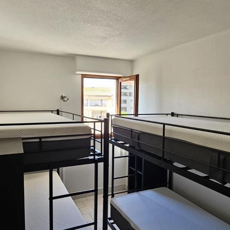 Sète - Confortable appartement T3 climatisé 6 personnes avec garage - 150 m de la plage - Apartamento de 2 dormitorios - 20