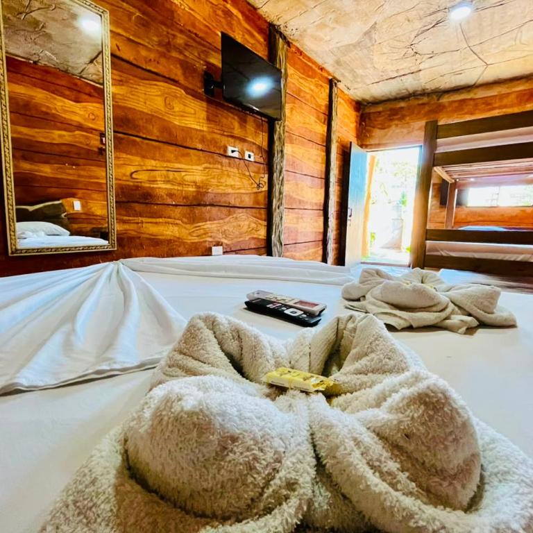 Hestia Finca Hotel - Family Cabin on Boat - 10
