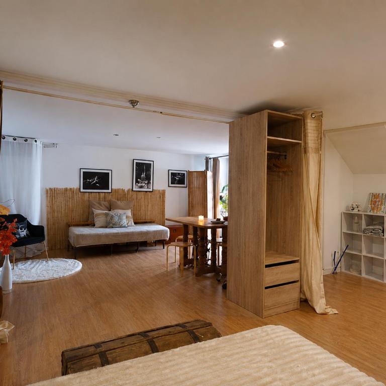 Joïa -Patio Grand Studio 38 m carré au cœur de Marseillan - Appartement 2 Chambres - 4
