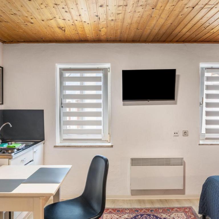Lena Apartments - Studio mit Bergblick - 15
