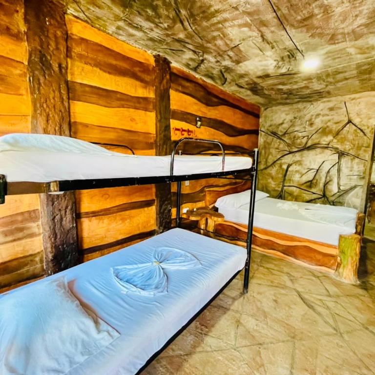 Hestia Finca Hotel - Classic Quadruple Room - 6
