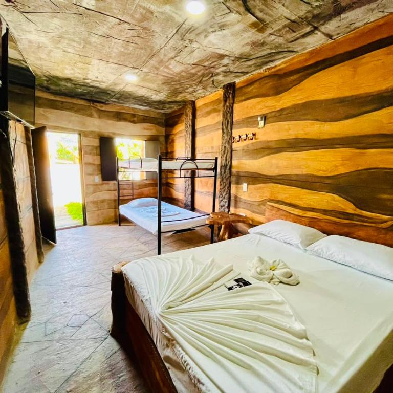 Hestia Finca Hotel - Classic Quadruple Room - 10