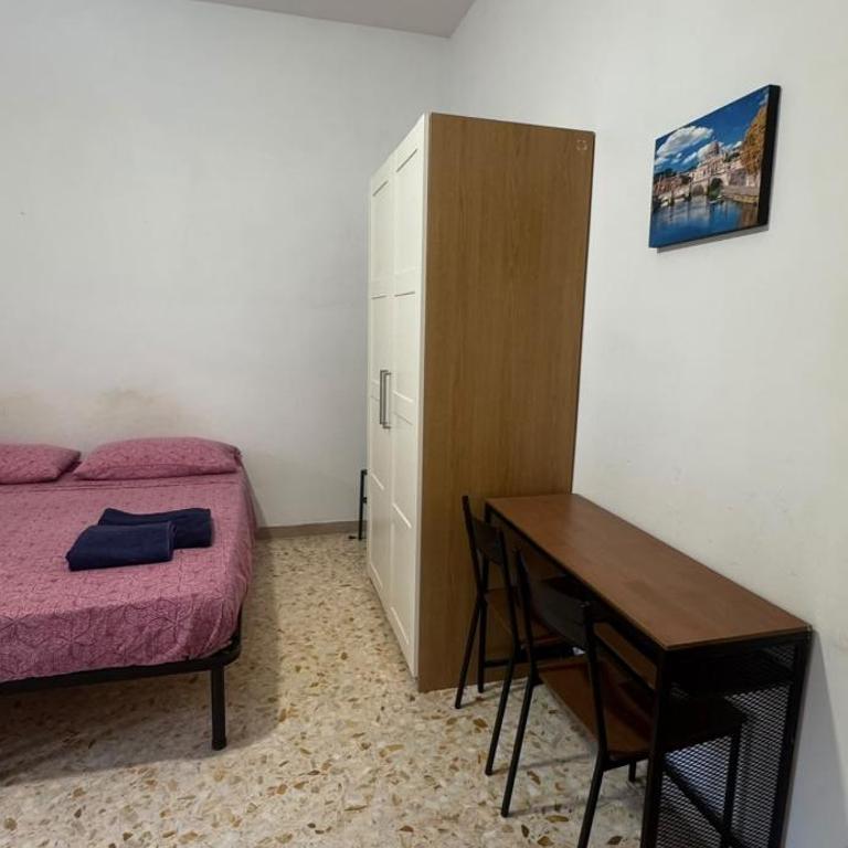 Palm Rooms - Doppelzimmer mit Gemeinschaftsbad - 1