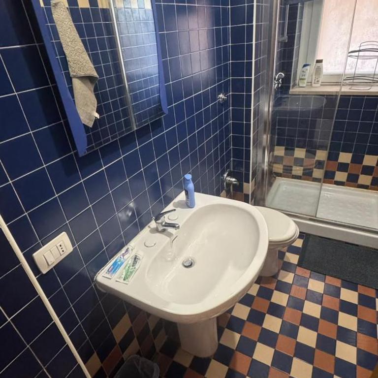 Palm Rooms - Doppelzimmer mit Gemeinschaftsbad - 9
