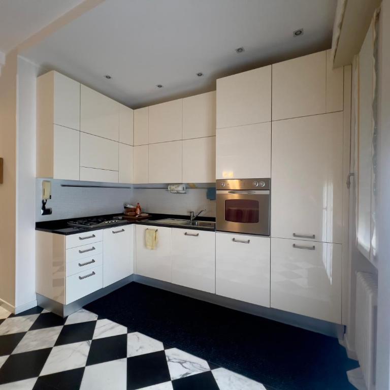 La casa di charmy - Appartamento con 2 Camere da Letto - 3
