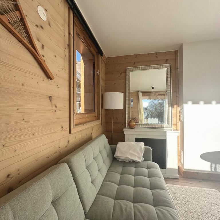 Méribel Mottaret with Sun, Ski and View - One-Bedroom Apartment - 4
