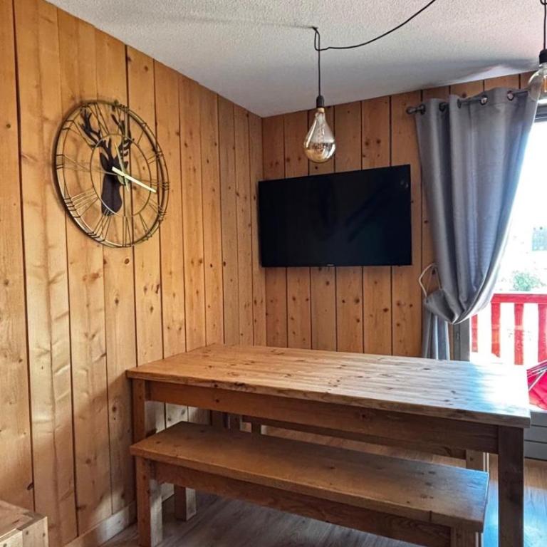 Appartement 3 chambres-pied des pistes-63 m2-8 personnes - Appartement 2 Chambres - 5