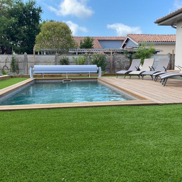 Villa La Girondoise avec piscine chauffée - Villa 3 Chambres - 6