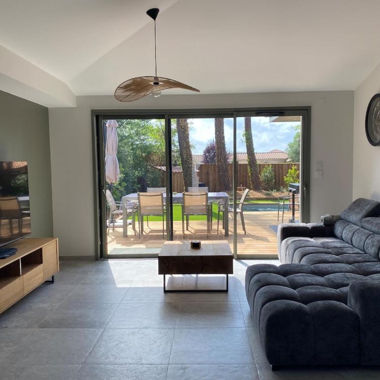 Villa La Girondoise avec piscine chauffée - Villa 3 Chambres - 15