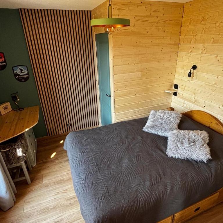 Appartement 3 chambres-pied des pistes-63 m2-8 personnes - Appartement 2 Chambres - 9