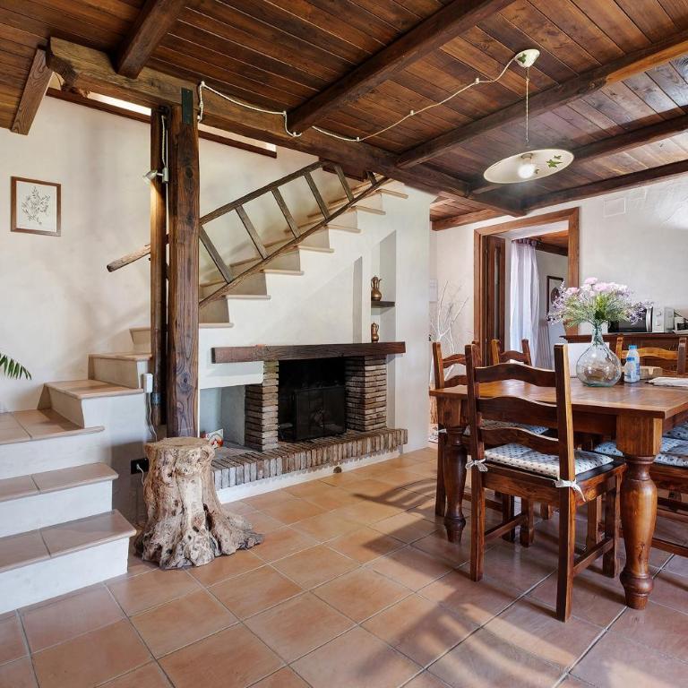 Tra gli ulivi e il panorama - Deluxe-Apartment mit 2 Schlafzimmern und Gartenblick - 10
