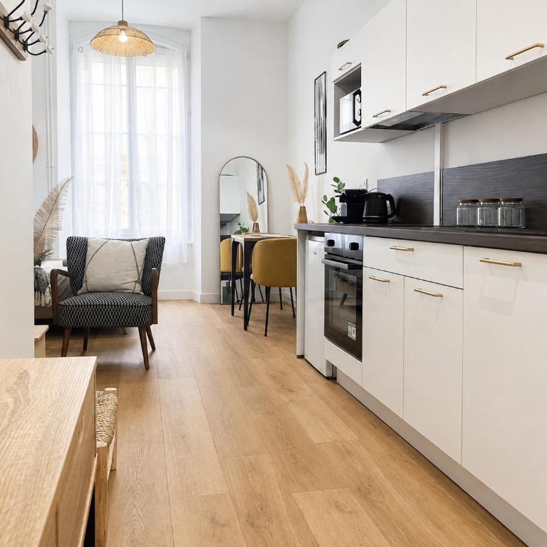 Studio Elegant & Tout Confort en Centre-Ville - 2 pers - Studio - 1