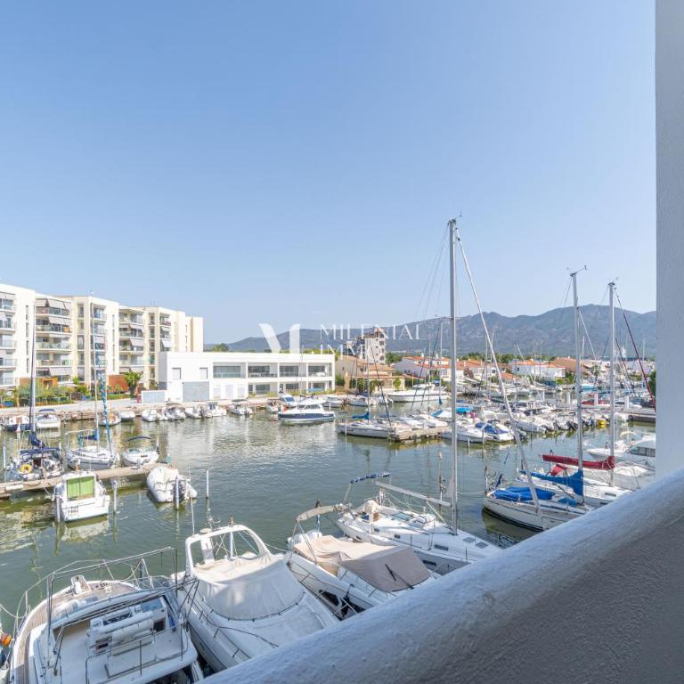 Milenial Immo - Exclusivo apartamento con piscina y vistas al canal - Apartamento de 1 dormitorio con vistas - 24