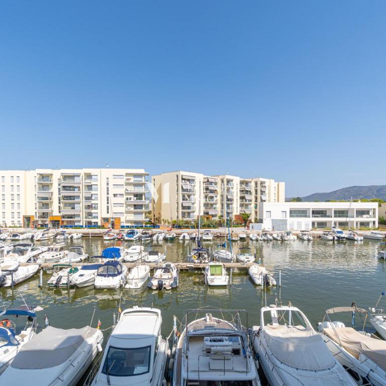 Milenial Immo - Exclusivo apartamento con piscina y vistas al canal - Apartamento de 1 dormitorio con vistas - 28