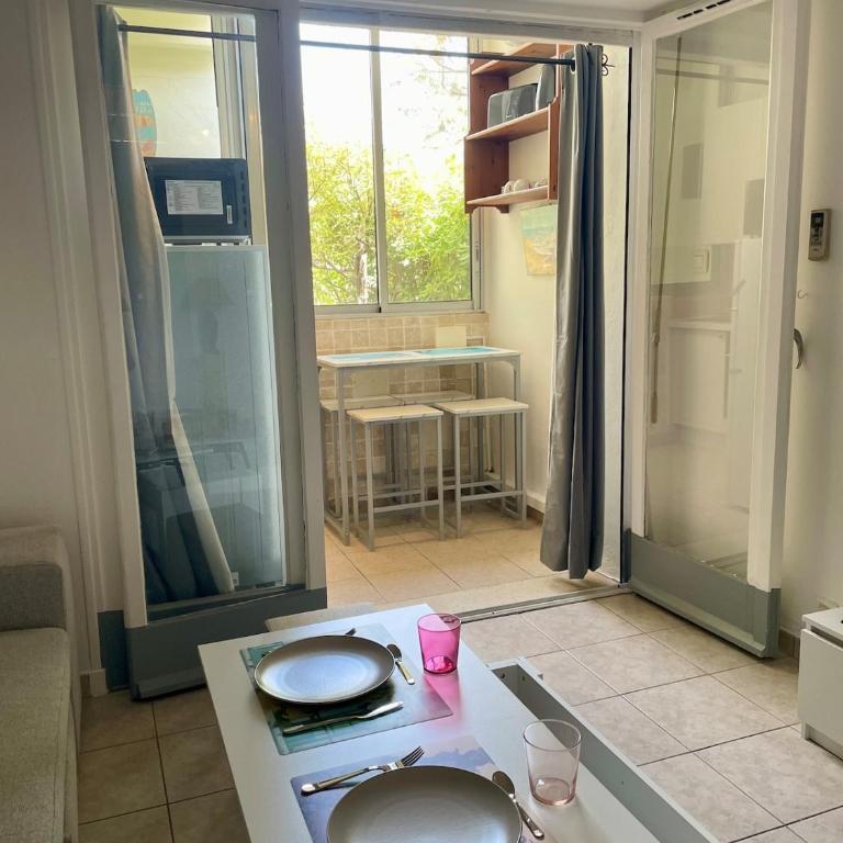 Studio climatisé en bord de mer et Plage privée - Apartment mit 1 Schlafzimmer - 5