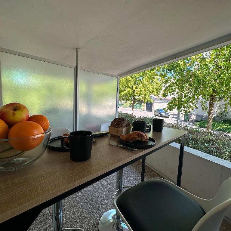 N 02 Halte Nancy - parking et accès petit-déjeuner - Appartement 1 Chambre - 2
