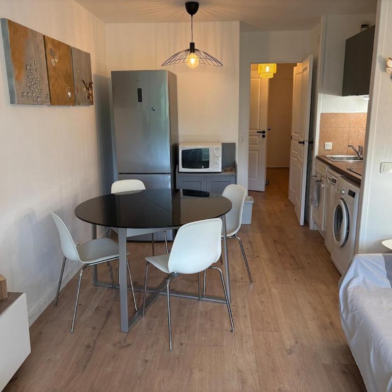 T2 Ground floor, 4 beds, pool, sea access - Appartement 2 Chambres - 3