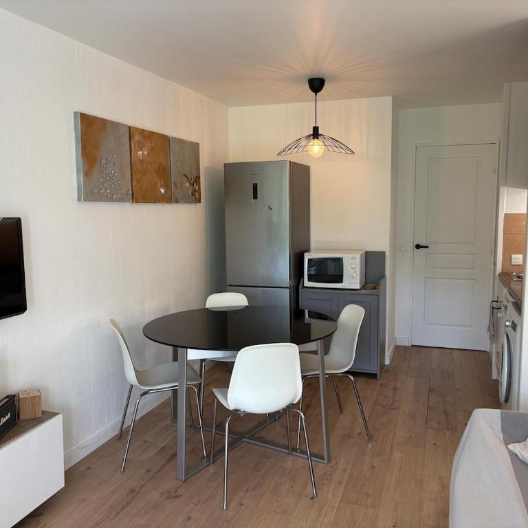 T2 Ground floor, 4 beds, pool, sea access - Appartement 2 Chambres - 24