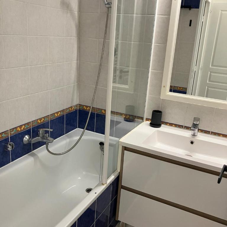 T2 Ground floor, 4 beds, pool, sea access - Appartement 2 Chambres - 26