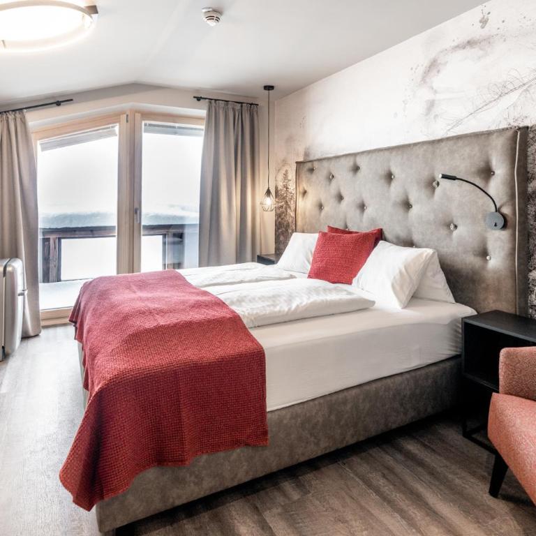 Hotel Astrid mit Panoramapool & inklusive JokerCard - Deluxe Doppelzimmer mit Balkon - 4
