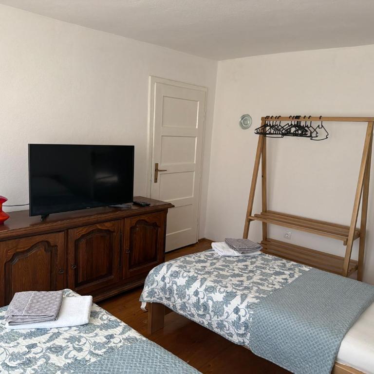 Pension Luke Visoko - Chambre Lits Jumeaux - 2