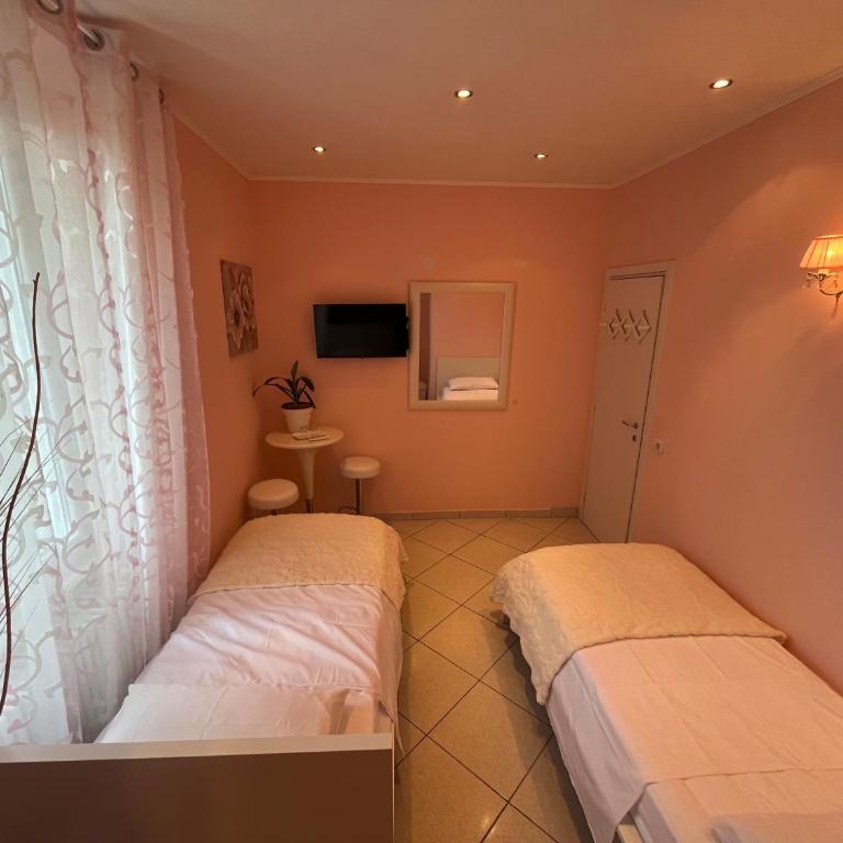 Le Palme Di Como - Twin Room - 2