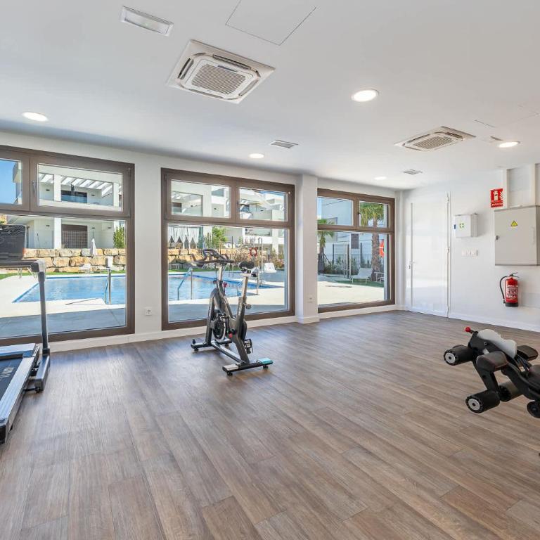 Casa Naya - Modern 2BDR Apt Garage Pool Gym - Apartamento - 2