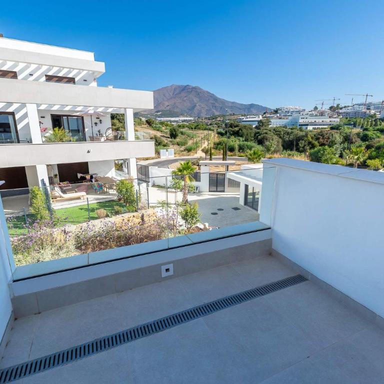 Casa Naya - Modern 2BDR Apt Garage Pool Gym - Apartamento - 25