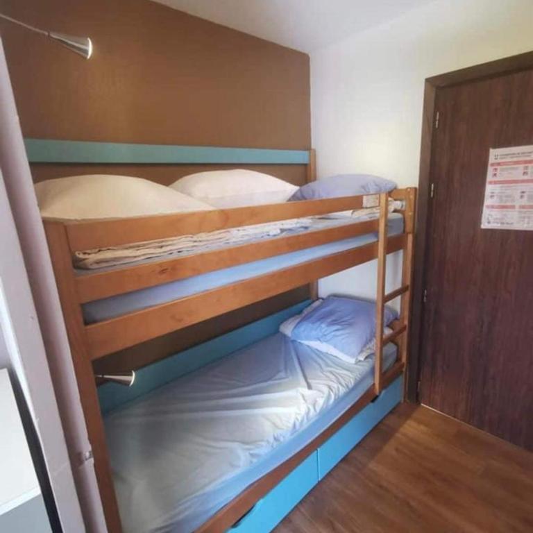Charmant Studio dans résidence de vacances avec Piscine , Parking privé, Climatisé, 4 couchages, Mandelieu la Napoule près de Cannes ! - Estudio Familiar - 2