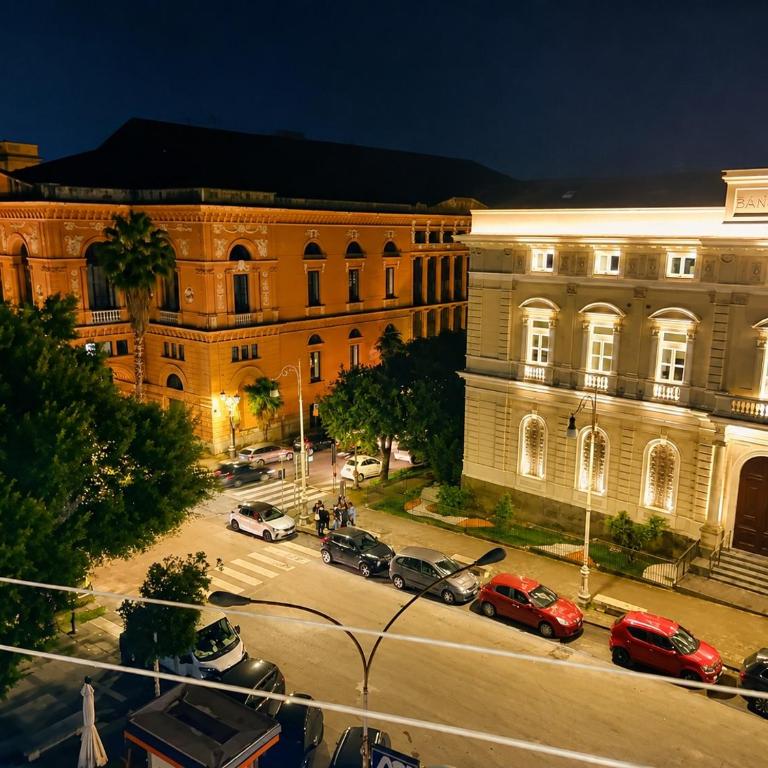 Al Teatro Verdi Luxury Apartment - Central e near the Sea - Apartamento Superior - 44