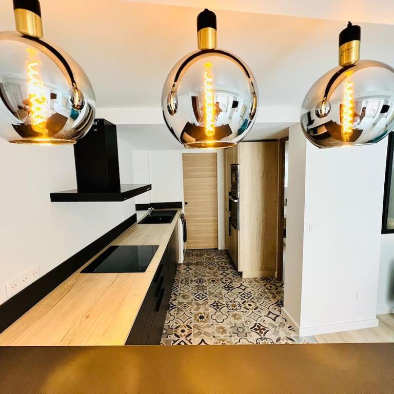 Magnifique T2 avec terrasse au cœur du village - Appartement 1 Chambre - 1