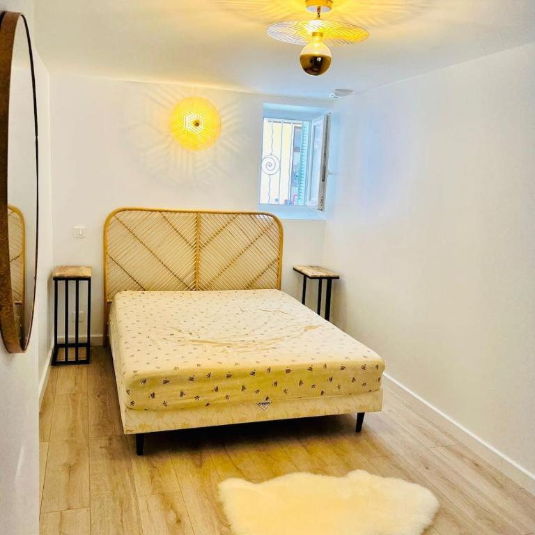 Magnifique T2 avec terrasse au cœur du village - Appartement 1 Chambre - 2