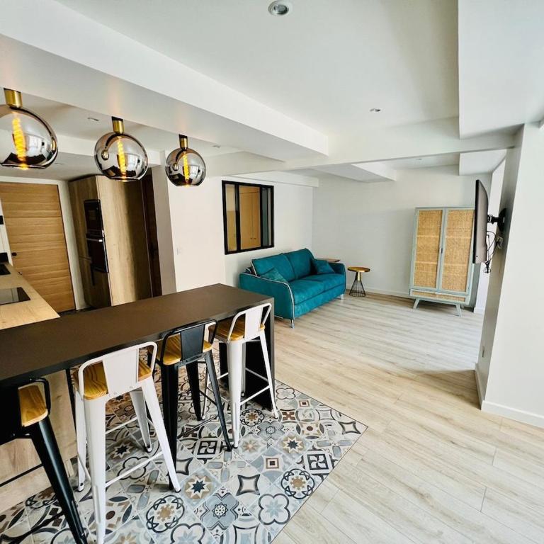 Magnifique T2 avec terrasse au cœur du village - Appartement 1 Chambre - 3
