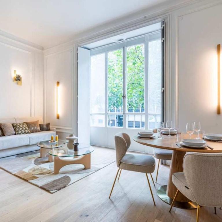 Elegant 2-room air-conditioned apartment - Paris 17 - Appartement - 1