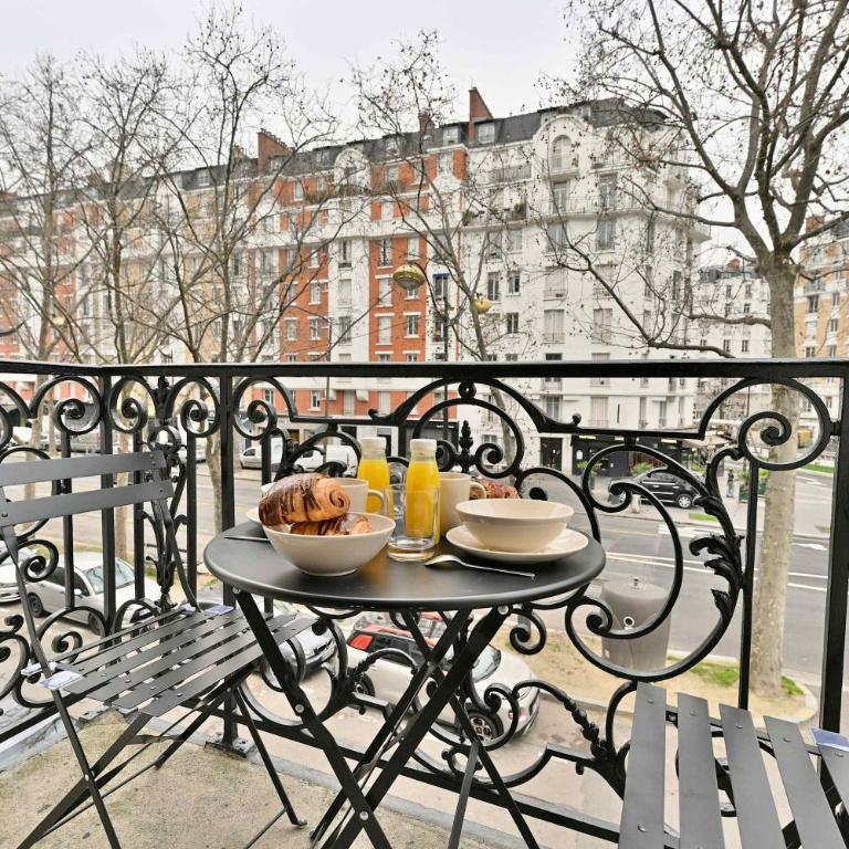 Charming, cozy and air-conditioned Paris 17 - Apartment - 5