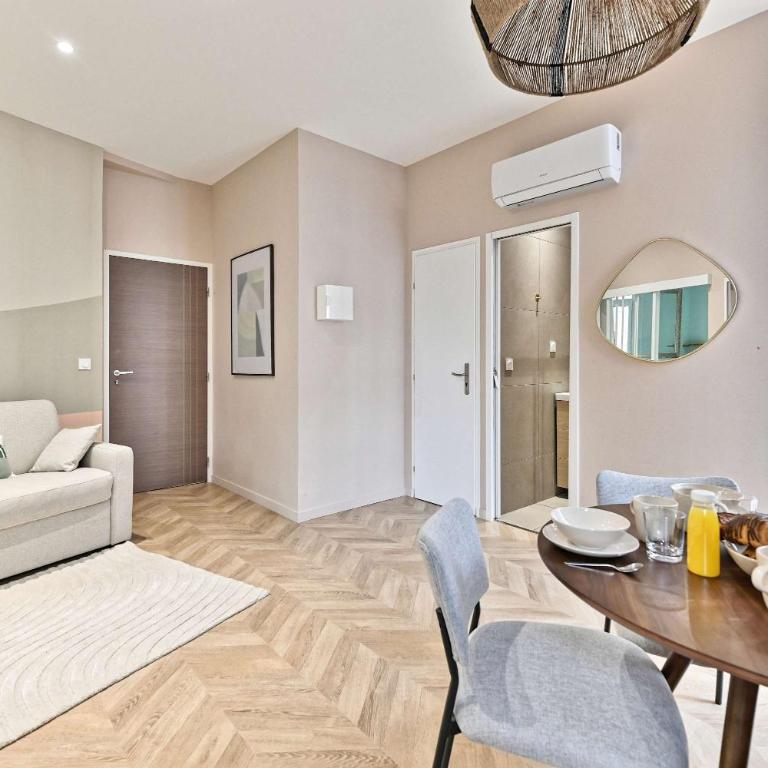 Charming, cozy and air-conditioned Paris 17 - Apartment - 7