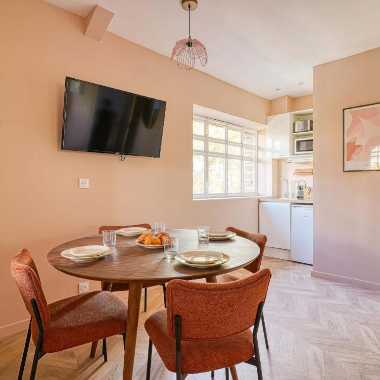 2-Bedroom Air-Conditioned Apartment in the Heart of Paris 17th - Appartement - 16