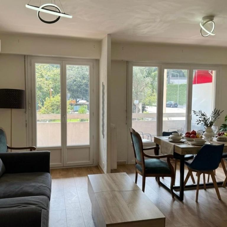 Appartement familial avec terrasse près de la mer - Appartement - 2
